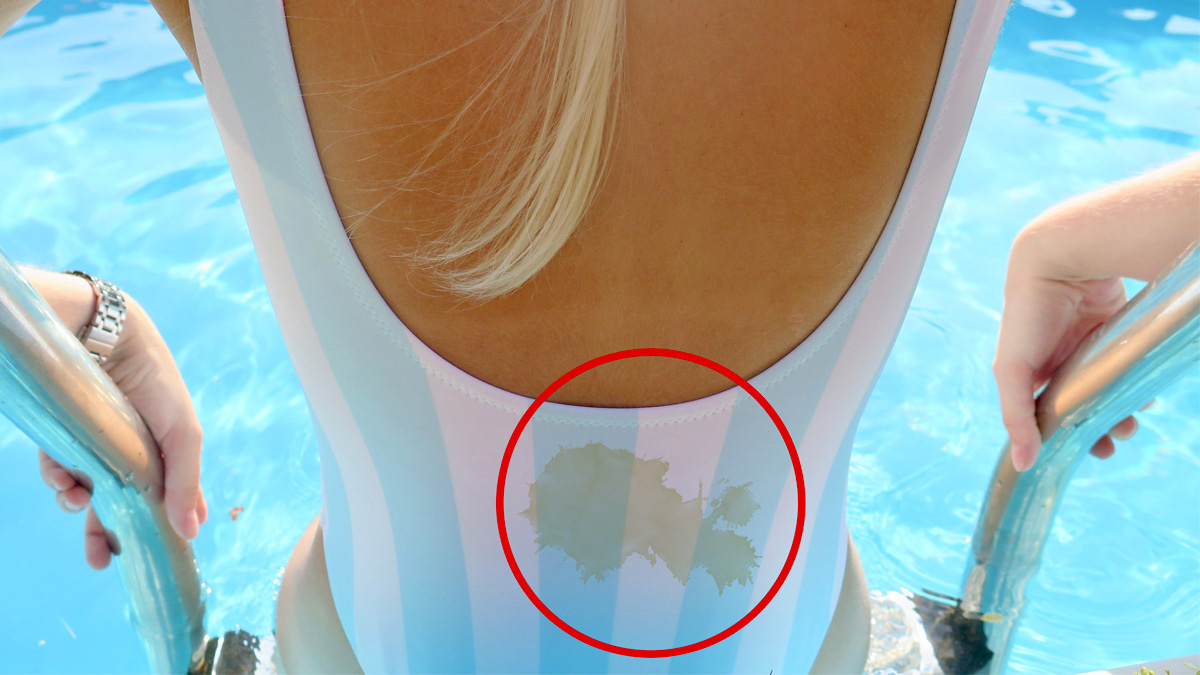 How to remove a stain on a swimsuit