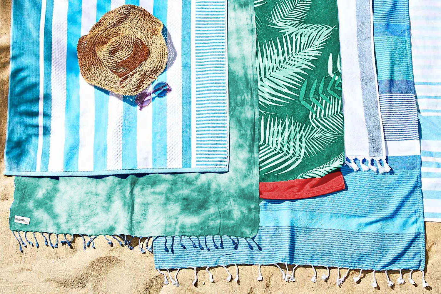 Different types of beach towels